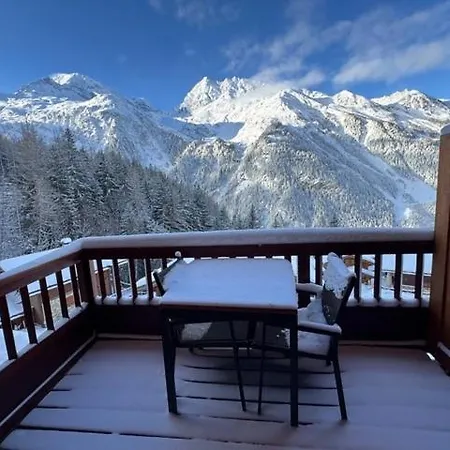 Artemisia - 4 Bed Stunning Views *